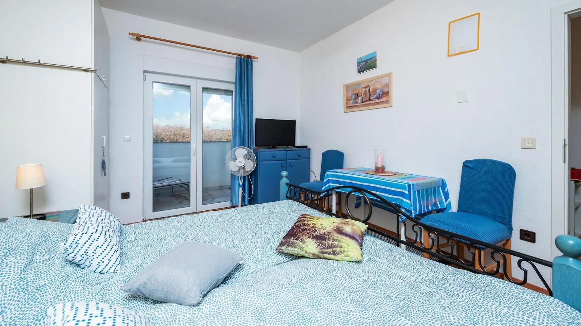 1 Bedroom Lovely Apartment In Barbariga